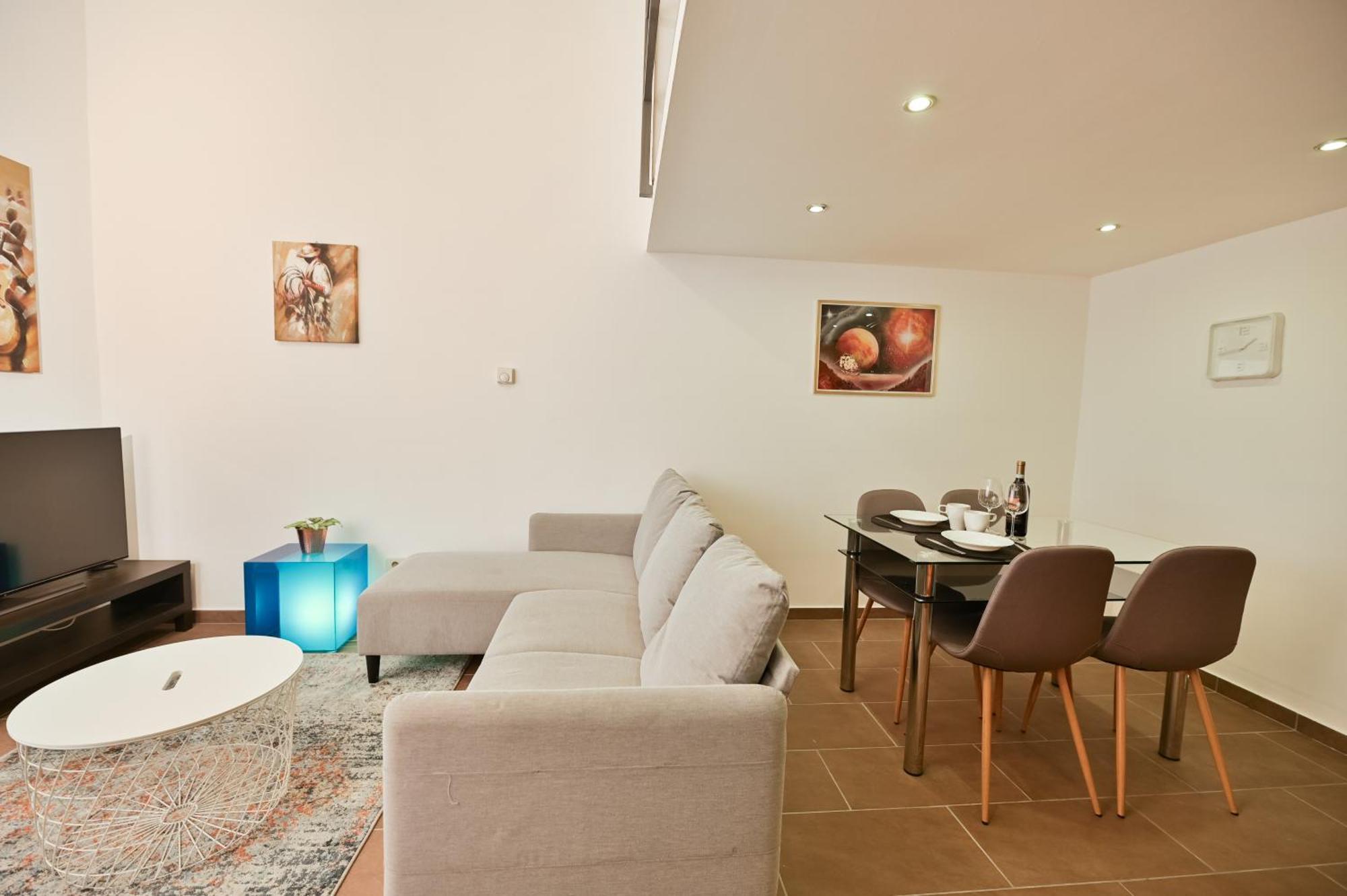 布达佩斯Danube Dwelling Akacfa 41公寓 外观 照片